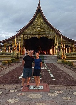 ท่องเที่ยวทำทัวร์
